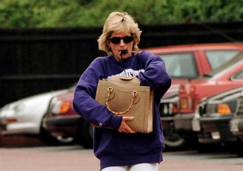 princess diana bag gucci.